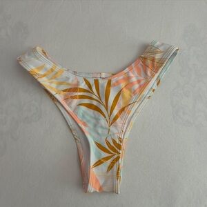 Target Multicoloured bikini bottoms with a tropical print size small